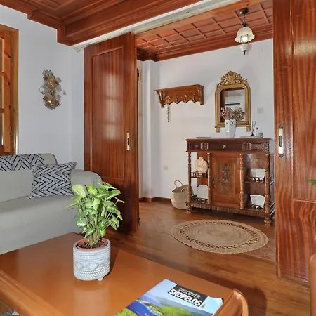 Magdalini's House In Holiday home *