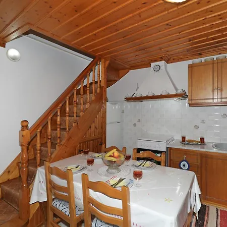 Magdalini's House In Holiday home *