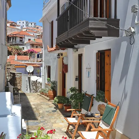 Magdalini's House In Holiday home