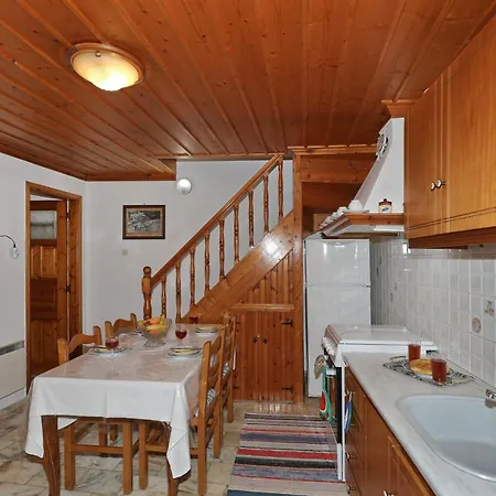 Magdalini's House In Holiday home *