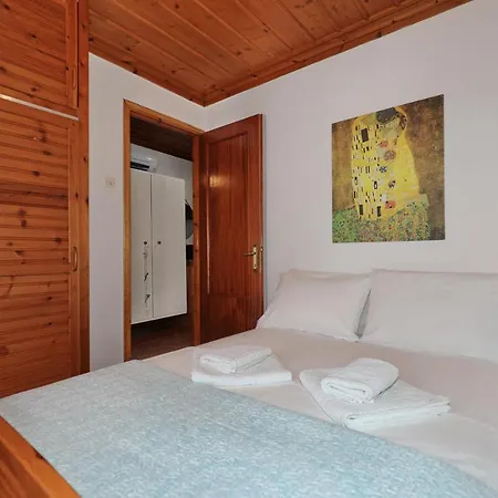 Nyaraló Magdalini's House In *