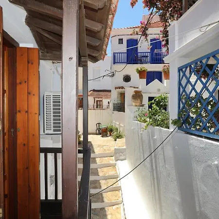 Magdalini's House In Szkópelosz