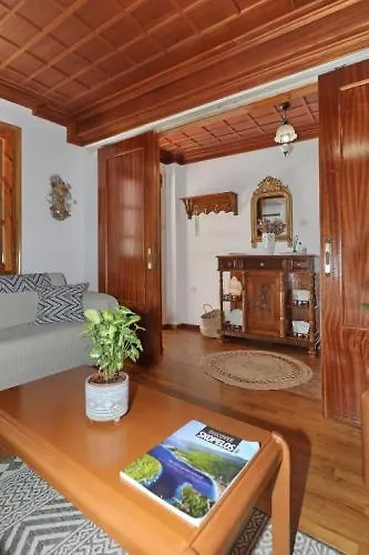 Magdalini's House In Nyaraló *