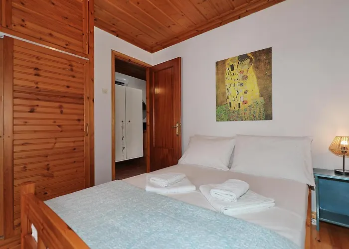 Nyaraló Magdalini's House In *