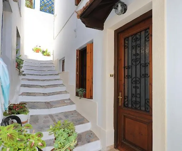 Nyaraló Magdalini's House In Szkópelosz