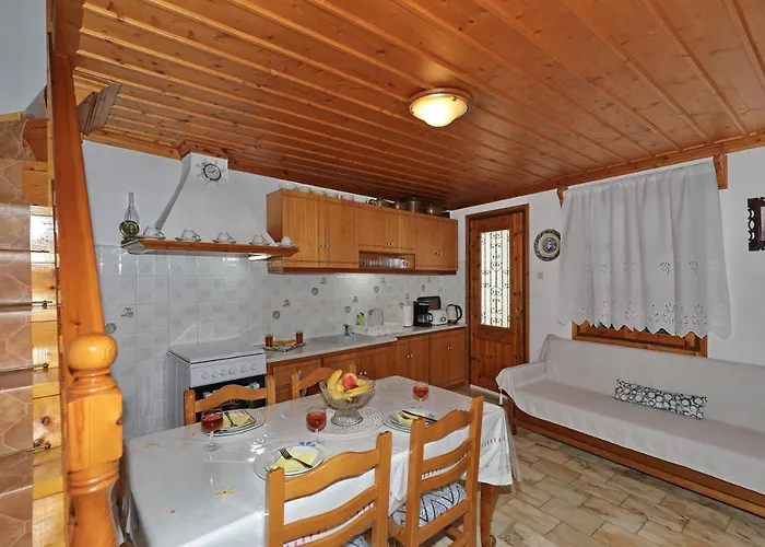 Magdalini's House In *